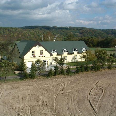 Hotel Kolonie Křivoklát Zewnętrze zdjęcie