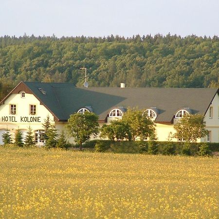 Hotel Kolonie Křivoklát Zewnętrze zdjęcie